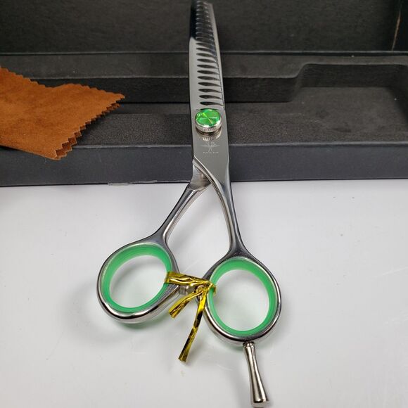 Professional Barber Hair Cutting Scissors/Shears (7-Inches) Stainless Steel - Picture 10 of 16